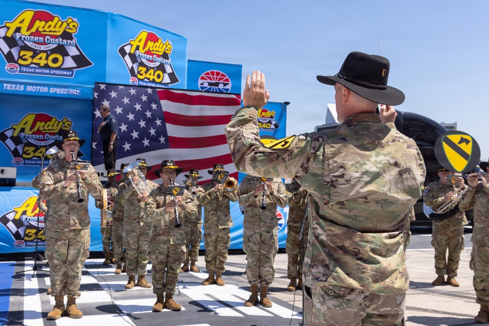 III Corps and 1st Cavalry Division support Wurth 400 race weekend