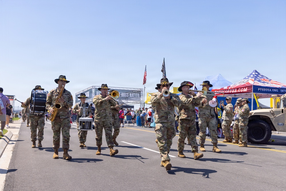 III Corps and 1st Cavalry Division support Wurth 400 race weekend