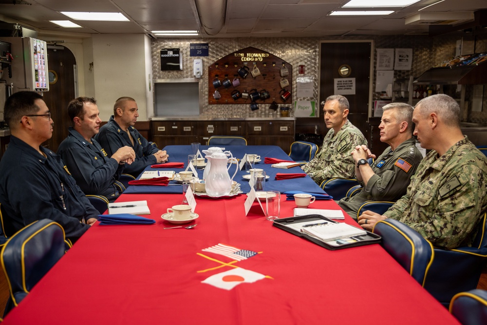 C7F Visits USS Howard (DDG 83)