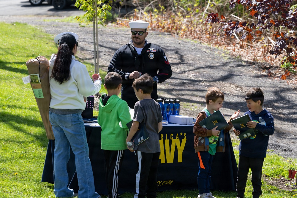 The U.S. Navy Band Cruisers perform at Nay Aug Park