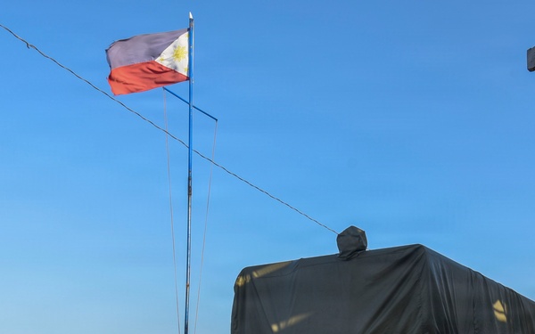 Balikatan 2026: U.S. Marines, Soldiers load HIMARS and NMESIS on LCU