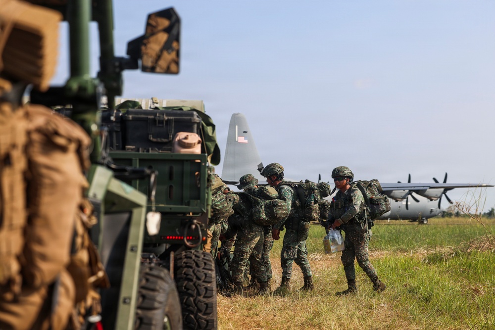 Balikatan 2026: 3rd LCT insert into Batanes island chain for MKTSO-N