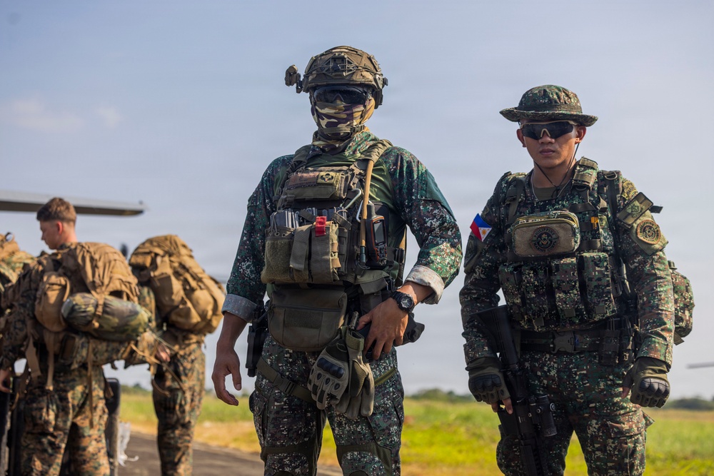 Balikatan 2026: 3rd LCT insert into Batanes island chain for MKTSO-N