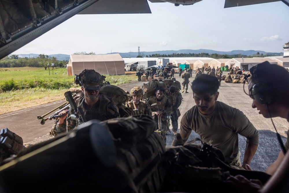 Balikatan 2026: 3rd LCT insert into Batanes island chain for MKTSO-N