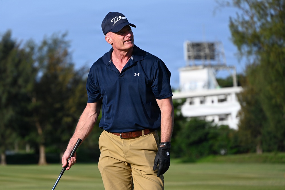 3rd Marine Logistics Group Holds Golf Event during a Commanders' Conference