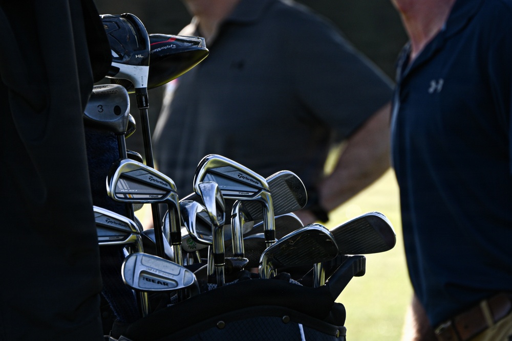 3rd Marine Logistics Group Holds Golf Event during a Commanders' Conference