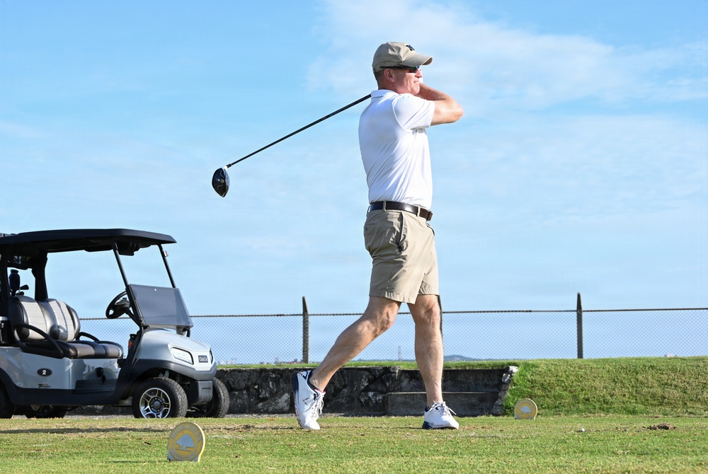 3rd Marine Logistics Group Holds Golf Event during a Commanders' Conference
