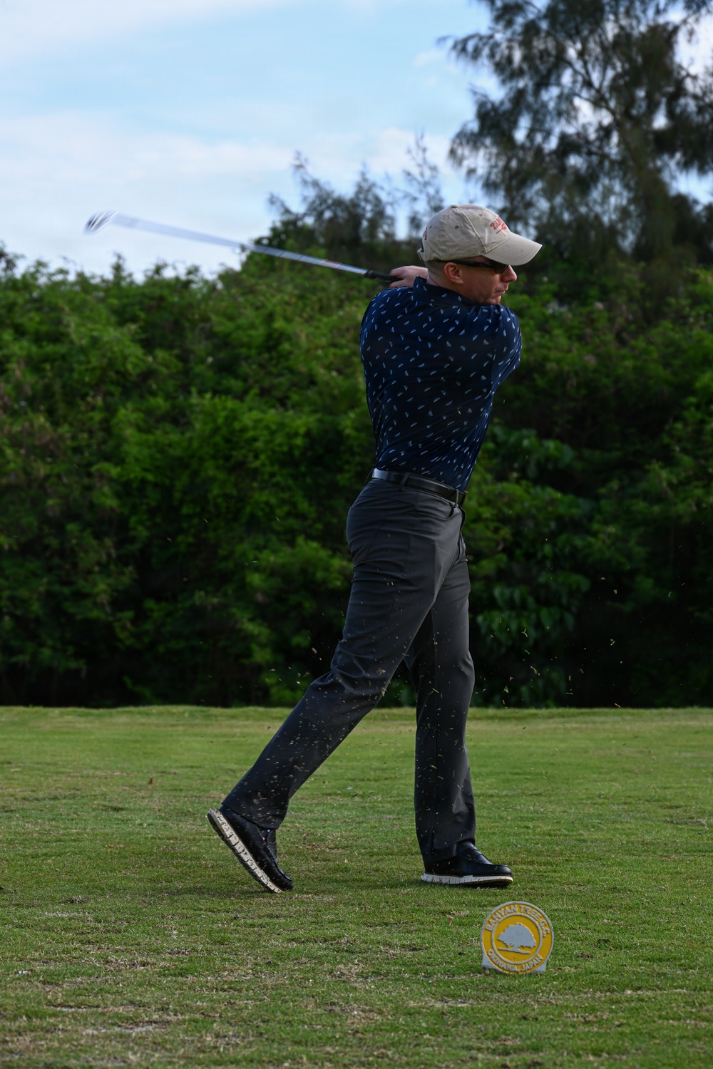 3rd Marine Logistics Group Holds Golf Event during a Commanders' Conference