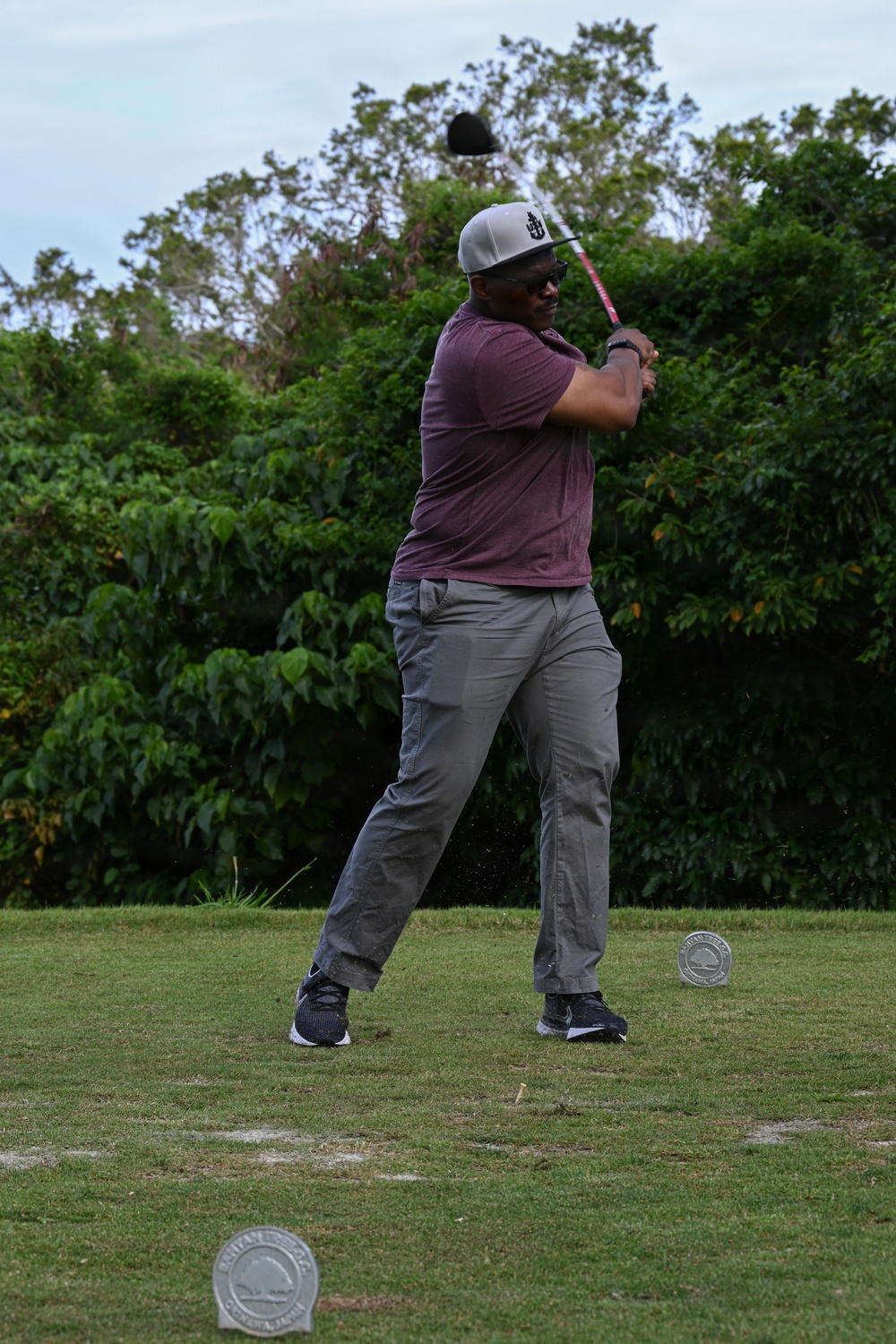 3rd Marine Logistics Group Holds Golf Event during a Commanders' Conference
