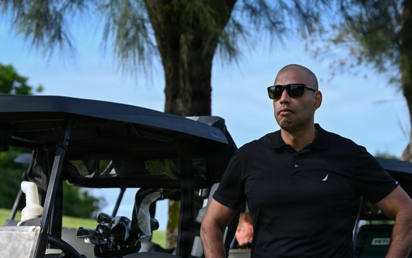 3rd Marine Logistics Group Holds Golf Event during a Commanders' Conference