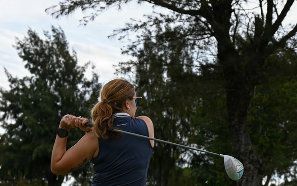 3rd Marine Logistics Group Holds Golf Event during a Commanders' Conference