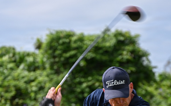 3rd Marine Logistics Group Holds Golf Event during a Commanders' Conference