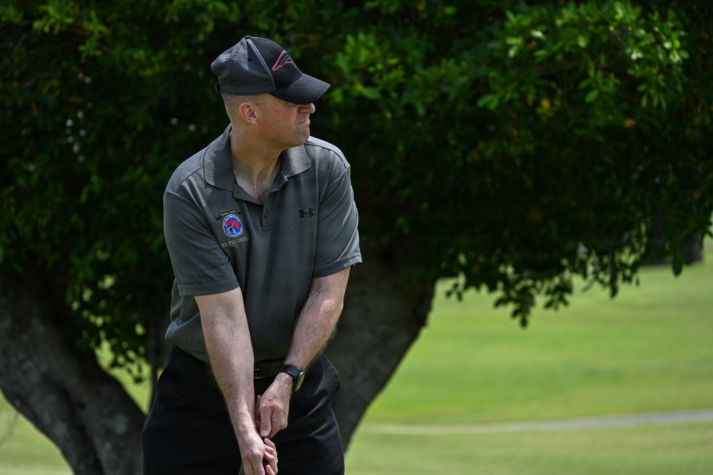 3rd Marine Logistics Group Holds Golf Event during a Commanders' Conference