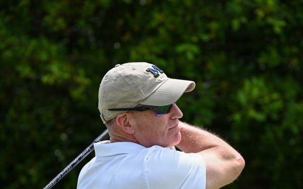 3rd Marine Logistics Group Holds Golf Event during a Commanders' Conference