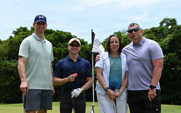 3rd Marine Logistics Group Holds Golf Event during a Commanders' Conference
