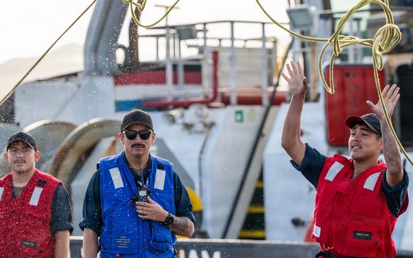 USS Jefferson City (SSN 759) returns to Naval Base Guam