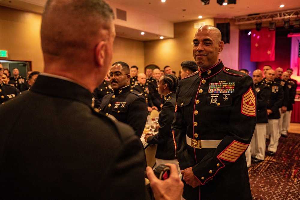 Sgt. Maj. Cordero Receives Award from Brig. Gen. Collins