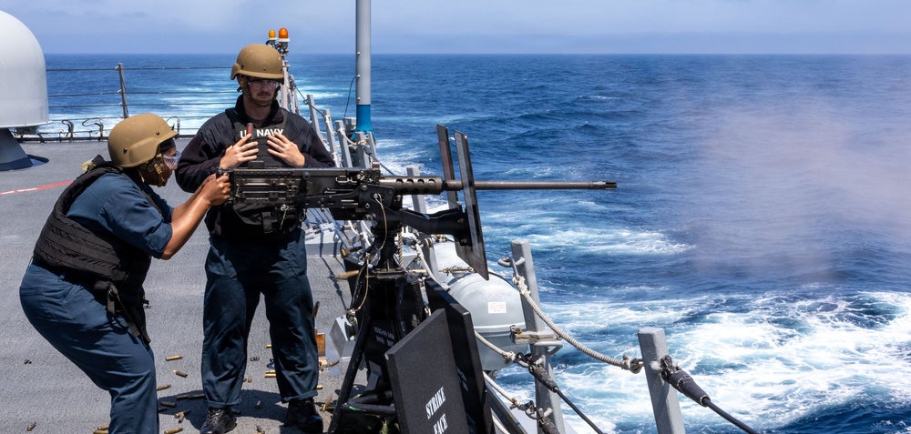 USS Mustin conducts a live-fire exercise