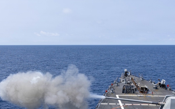 USS Mustin conducts a live-fire exercise with a Mark 45 5-inch gun