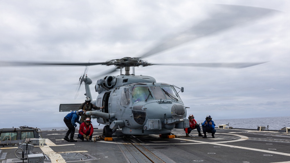 USS Mustin conducts flight operations