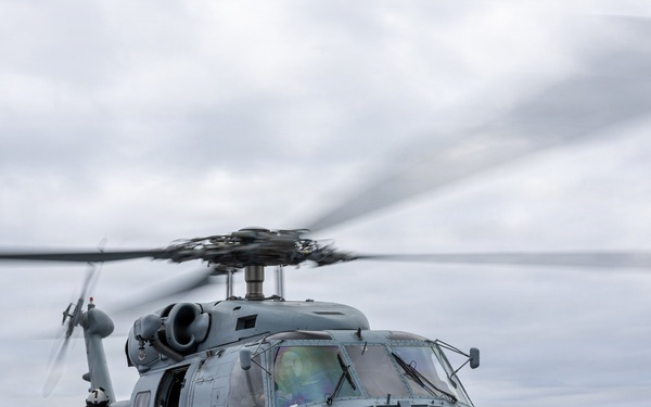 USS Mustin conducts flight operations
