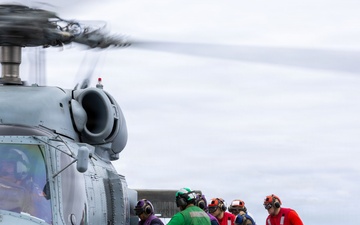 USS Mustin conducts flight operations