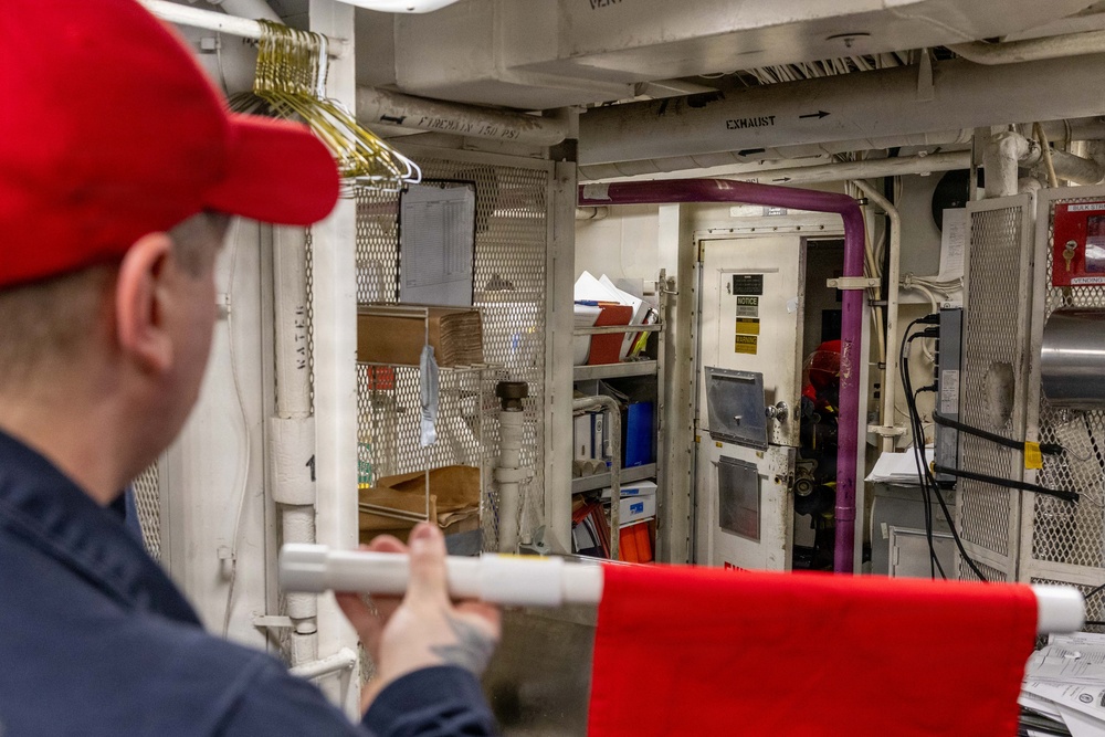 USS Mustin conducts a damage control training drill