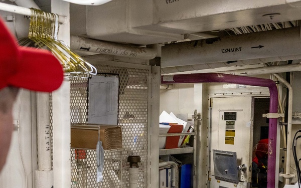 USS Mustin conducts a damage control training drill