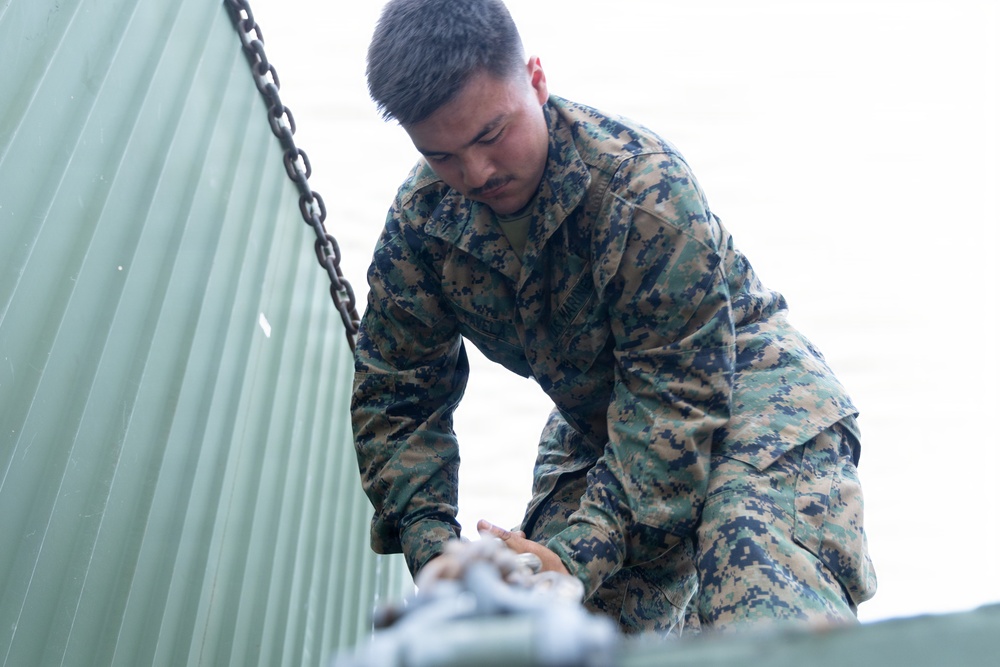 7th Communication Battalion establishes command post during Kaiju Rain 26