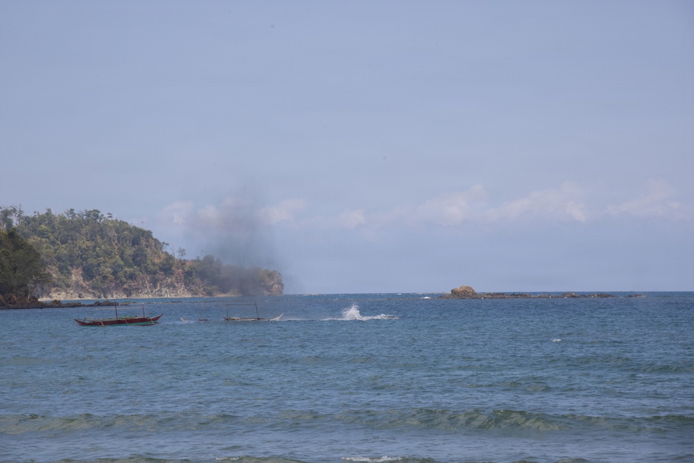 Armed Forces of the Philippines, U.S., Australia, and New Zealand conduct a Counter Landing Live-fire Event