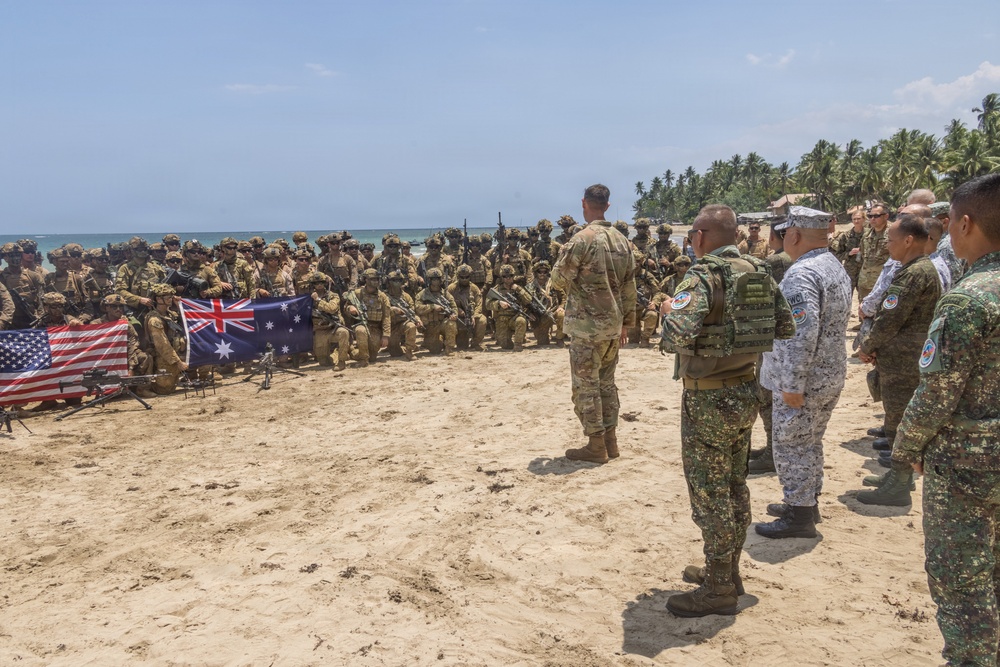 Armed Forces of the Philippines, U.S., Australia, and New Zealand conduct a Counter Landing Live-fire Event