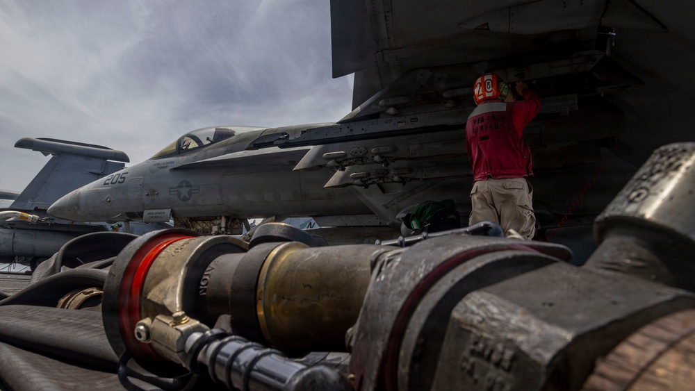 Abraham Lincoln Conducts Flight Deck Operations