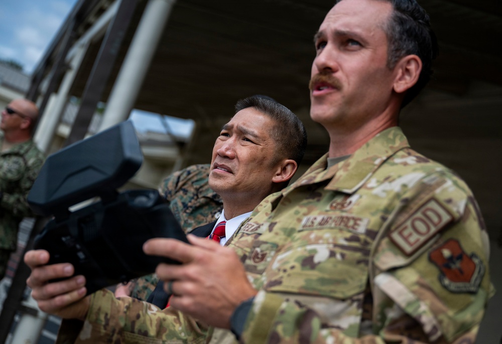 Navy Secretary returns to EOD school