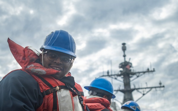 USS Gridley Conducts Underway Replenishment With USNS Patuxent
