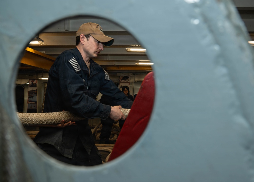IKE departs Norfolk Naval Shipyard for Sea Trials