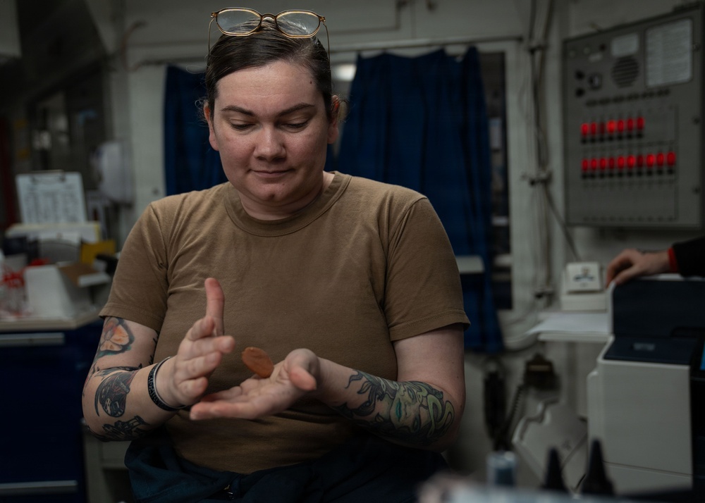 IKE departs Norfolk Naval Shipyard for Sea Trials