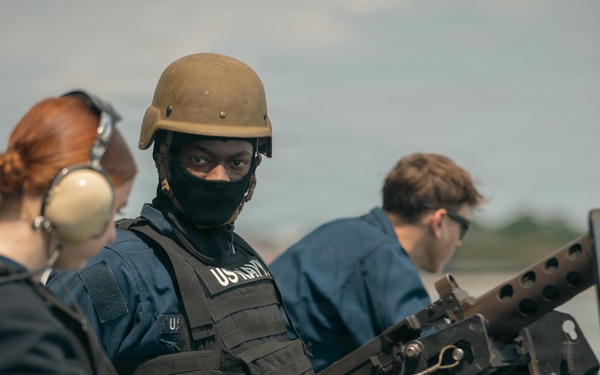 IKE returns to Naval Station Norfolk after conducting Sea Trials