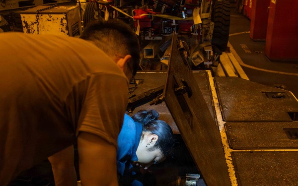 Abraham Lincoln Conducts Maintenance