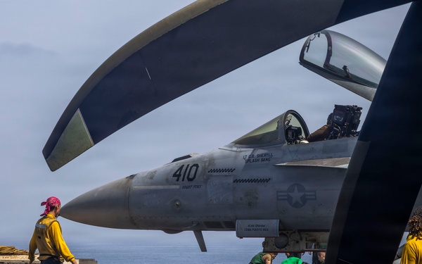 Abraham Lincoln Conducts Flight Deck Operations