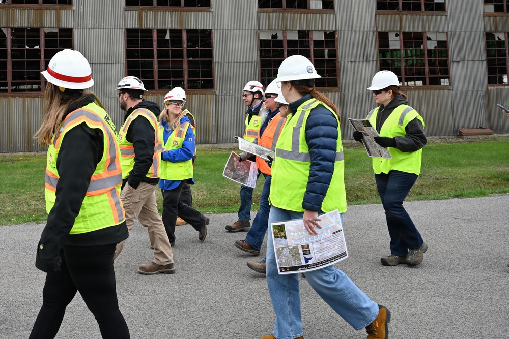 USACE Showcases Ongoing FUSRAP Mission During DOE Visit