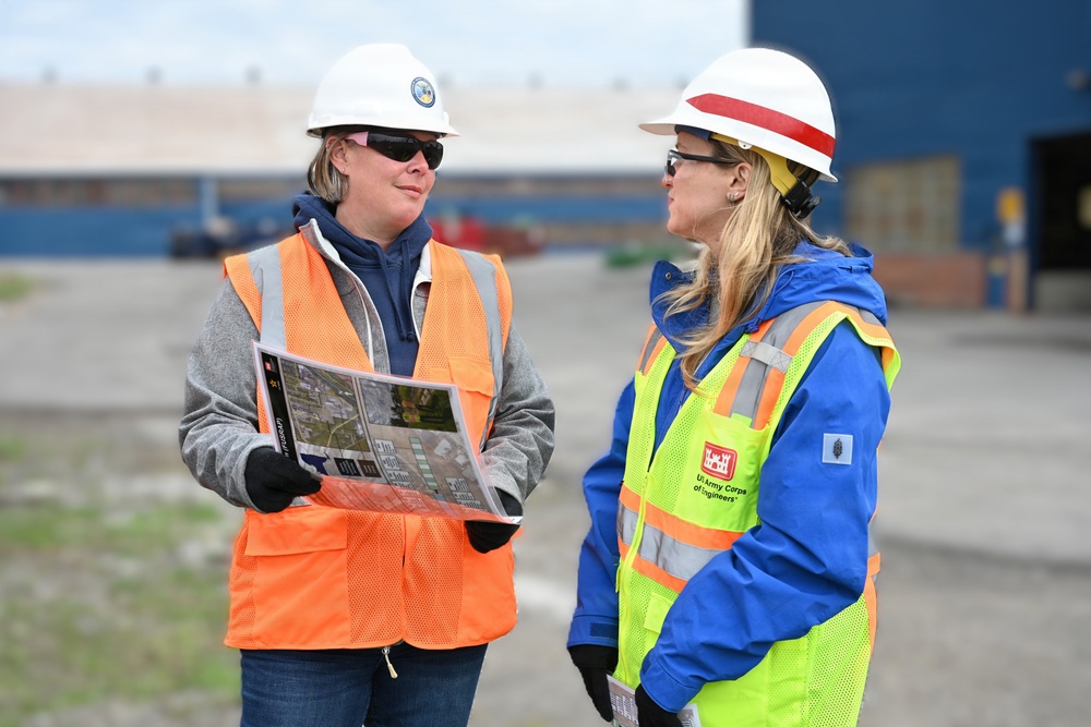 USACE Showcases Ongoing FUSRAP Mission During DOE Visit