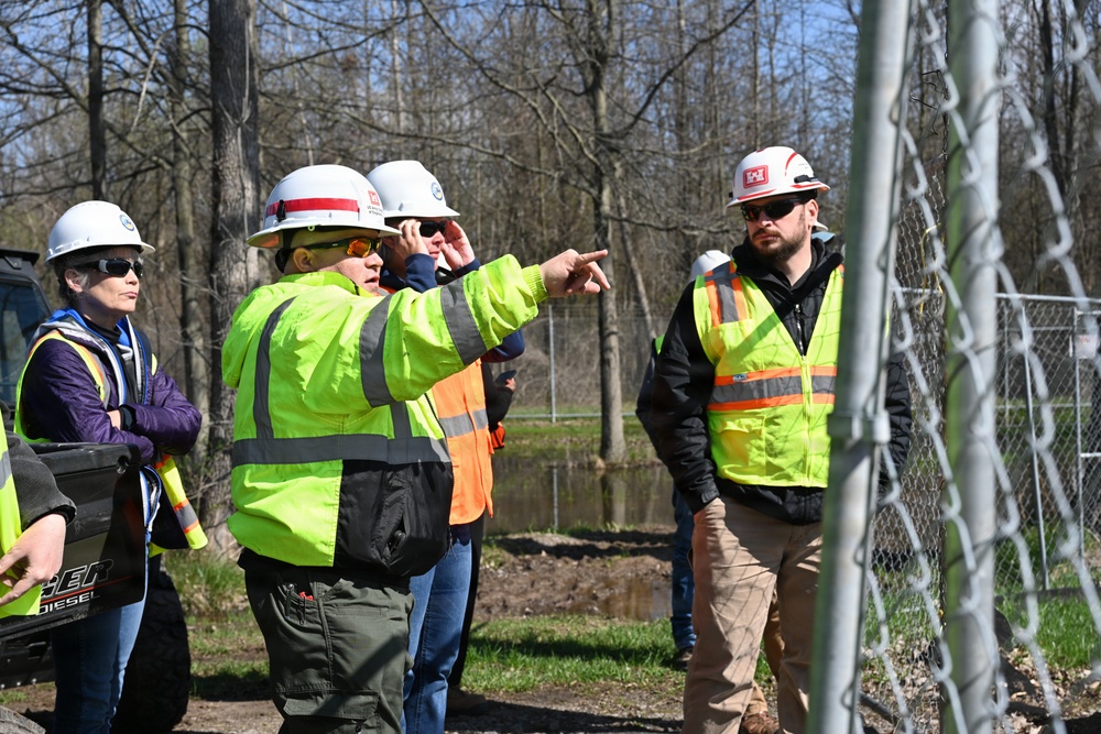 USACE Showcases Ongoing FUSRAP Mission During DOE Visit