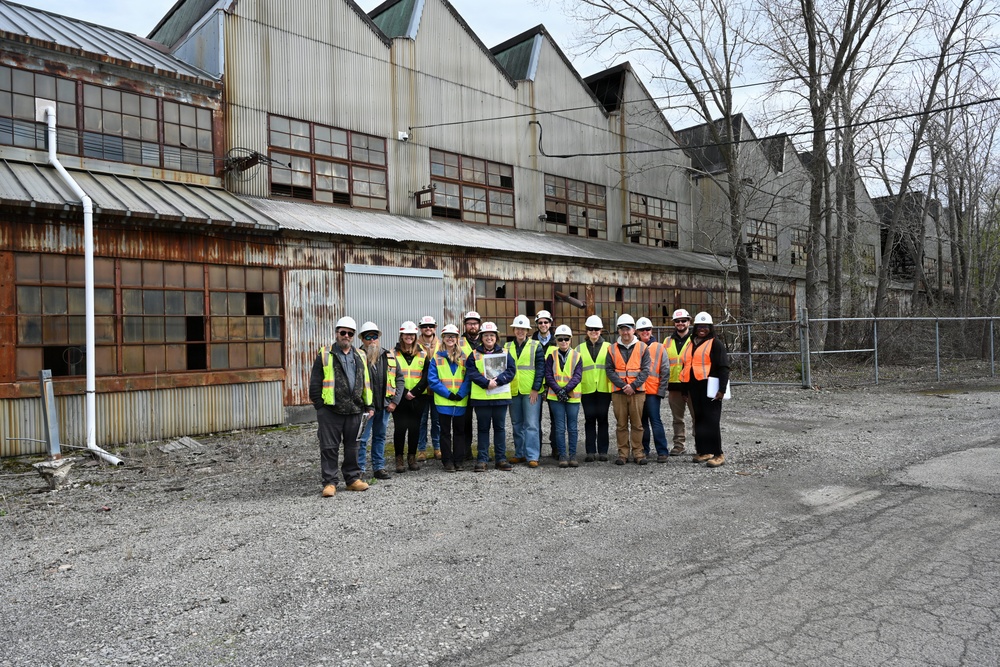 USACE Showcases Ongoing FUSRAP Mission During DOE Visit