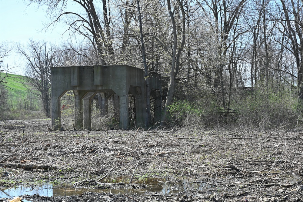USACE Showcases Ongoing FUSRAP Mission During DOE Visit
