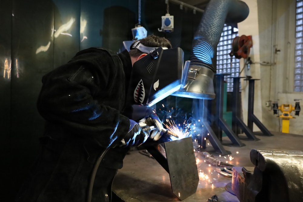 U.S. Army Maintainers Use Additive Manufacturing to Enhance Vehicle Safety in Germany