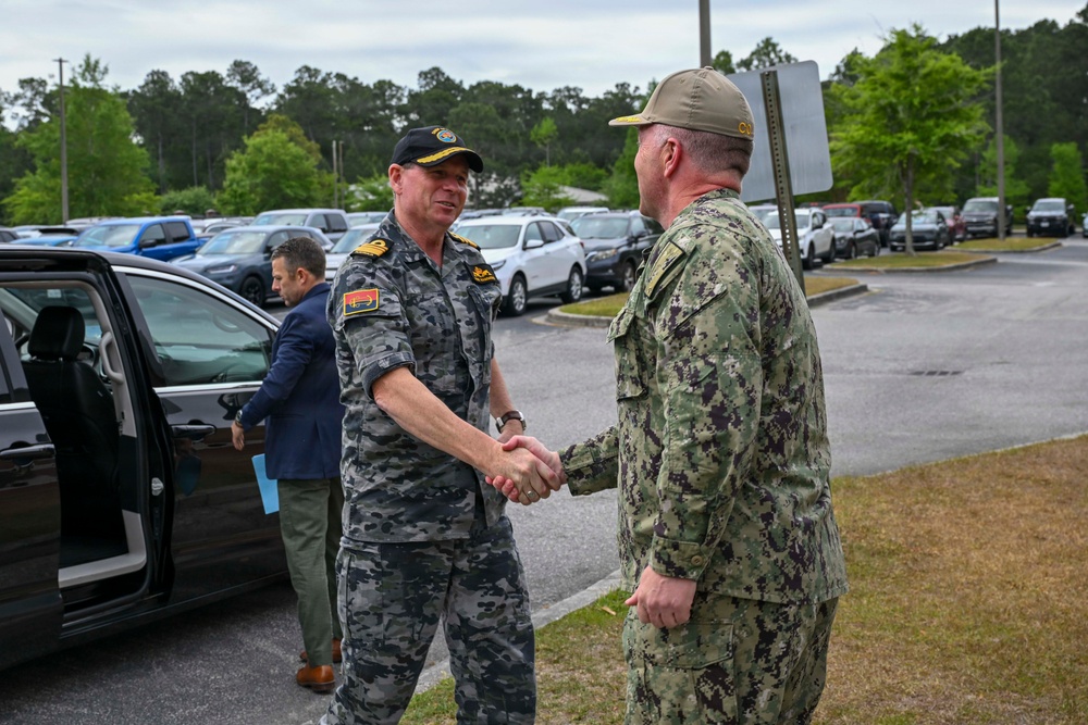Naval Reactors and Chief of the Royal Australian Navy visit NNPTC