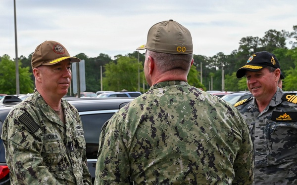 Naval Reactors and Chief of the Royal Australian Navy visit NNPTC