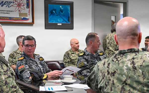 Naval Reactors and Chief of the Royal Australian Navy visit NNPTC