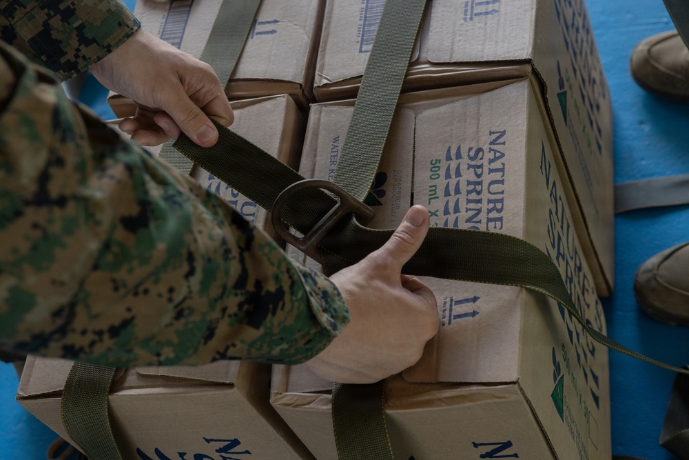 U.S., Philippines Armed Forces conduct an Air Delivery SME Exchange