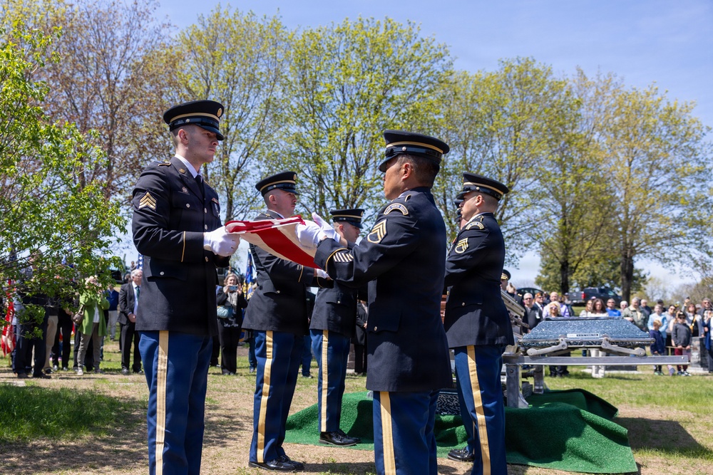 WWII Medal of Honor recipient Capt. Willibald Bianchi laid to rest
